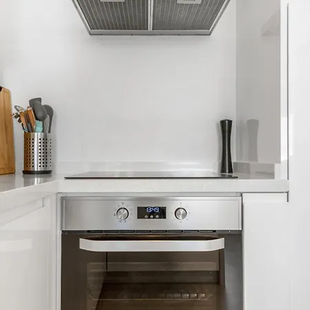 아파트 Stylish 2br Flat In 1 Min To Torrecilla 네르하