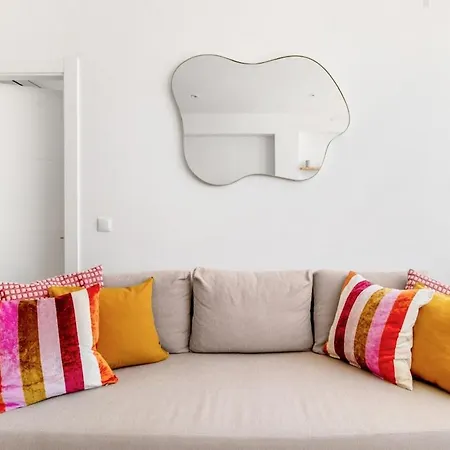 Stylish 2br Flat In 1 Min To Torrecilla * 네르하